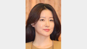 산모 도운 이영애 ‘대만 인권상’ 받는다