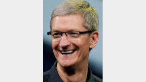 팀쿡 애플 CEO 커밍아웃 “나는 단 한번도…”