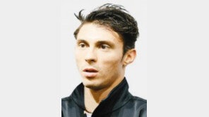 프로배구 대한항공, LIG손보에 역전승