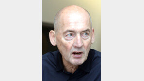 “획일적 아파트 난립하던 서울, 도시 재해석해 차츰 나아져”