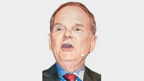 디지털 비즈니스 권위자 돈 탭스콧 회장… “지식공유-협업해야 경쟁력”