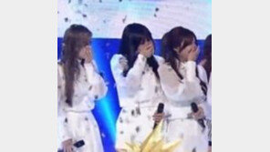 에이핑크, 인기가요 1위에 눈물..."그동안 멤버들에게 감사한단 말 못해"