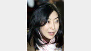 신은미씨 경찰 출석 “기회되면 다시 방북”