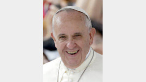 교황 “좋은 일 떠올리며 크리스마스를 즐겁게”