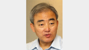 ‘靑, 문체부 인사 개입’ 주장했던 유진룡 前장관 “말 안하겠다… 스키장 놀러갈 것”