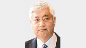 간판만 바꾼 ‘아베 3기’ 출범