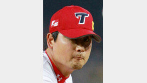 마흔 넘은 최영필, 연봉 1억 넘긴다