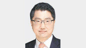 어린이 성우 출신 진웅섭 금감원장, 목소리 기부