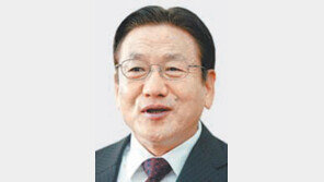 ‘신한’을 잡으려고… ‘신한맨’을 모셨다