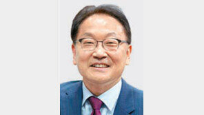 [단독]유일호 국토장관 후보 정무위 활동기간 부인 법인, 금융사서 5000만원 기부 받아