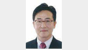 홍용표, 대북 해법 집중검증… 유일호, 부동산정책 전문성 공방