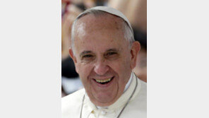 프란치스코 교황 “암살위협 걱정않지만 육체적 고통은 두려워”