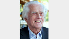 프리츠커상 獨 오토… 첫 死後 수상