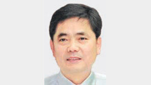 법률구조공단 이사장 곽상도씨