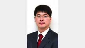 뿌연 안경 이젠 안녕…KIST 연구팀, 김 서리지 않는 유리 개발