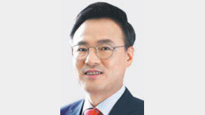 [단독]SKT 장동현사장 “신성장동력 확보 위해 300명 특별퇴직 불가피”