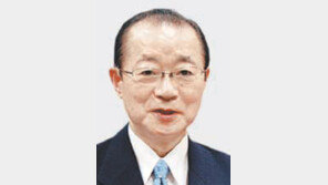 日 자민당 중진 가와무라 의원 “한국 성숙도 부족 내 발언은 와전”