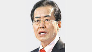 홍준표, 거취 질문에 “거취 표명하는 사람 어디 있느냐”