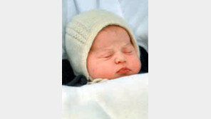 영국 아기공주 이름은 ‘샬럿 엘리자베스 다이애나’