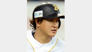 이대호, 4경기 연속 홈런… 시즌 10호 공동선두