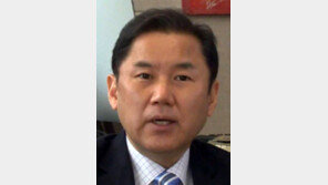 “친일인명사전 객관성 의심 받아… 학교에 구입강요 옳지 않아”