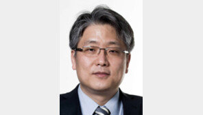 [오늘과 내일/이종훈]지도층의 용기