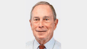 “트럼프 당선 막으려 출마 포기”… 블룸버그 대선 불출마 선언