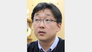 [단독]“카카오택시 연내 유료화… 고급서비스 경기도 확대”