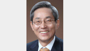 대어 낚은 윤종규 “1조원 베팅, 지나치지 않아”