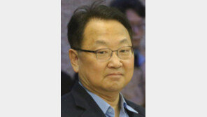 유일호 부총리 “수용 가능한 여야공약 정부 정책에 반영할 것”