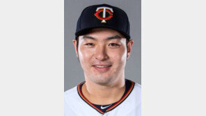 ‘박병호 4호 홈런’ 관중석 2층에 떨어진 대포…타율 0.233