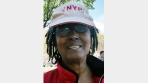 샌더스 지지 60대 “정치개혁 위해”