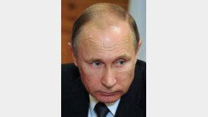 트럼프-푸틴, 더 깊어진 ‘브로맨스’?