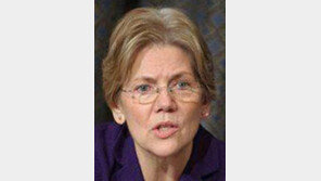 트럼프 vs 워런, 4시간 트위터 ‘맞짱’