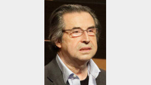 지휘자 무티 “호랑이처럼 달려들며 노래하세요”