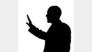 옥시 외국인 前 대표 “한국 못가겠다” 피해자 측과 몸싸움 두려워…