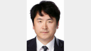 [특파원 칼럼/부형권]美유학생이 취직하기 어려운 이유