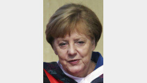 “中 철강 과잉생산에 할말 할것” 공세 벼르는 메르켈 