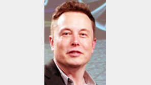 ‘전기차 혁신’ 머스크 “사람 대신 일해주는 가정용 로봇 만들것”