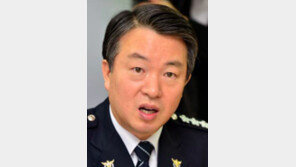 강신명 청장 대국민 사과 “스쿨폴리스가 여고생과 성관계…부적절 행위 사과”