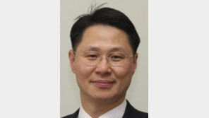 [동서남북]‘막말’ 공방에 입 닫은 경남도의회