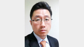 성난 샌더스 지지자들 “네버 힐러리”… 민주당도 불협화음