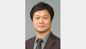 [동서남북]박정희 기념사업, 소박하고 겸손하게