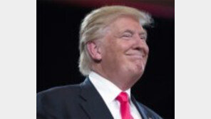 “오바마 IS창시자” 주장 트럼프 “오바마의 1만번 넘는 IS 공습은?” 질문에…