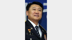 朴대통령, 이철성 경찰청장 공식임명에 3野 “국민과 국회 모욕…철회해야”