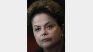 ‘최후의 심판대’에 서는 호세프