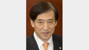 ‘가계빚 부담’ 한은, 기준금리 석달째 동결