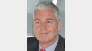 레이스버르만 “창의적인 녹색성장 정책 지원할것”