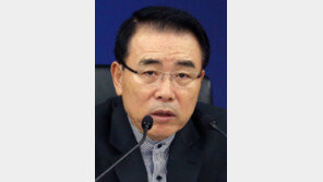 조용병 신한은행장 “완전히 다른 새로움 추구해야”