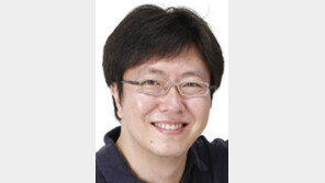 “누가 덜 못한가”를 고민해야 하는 미국인들